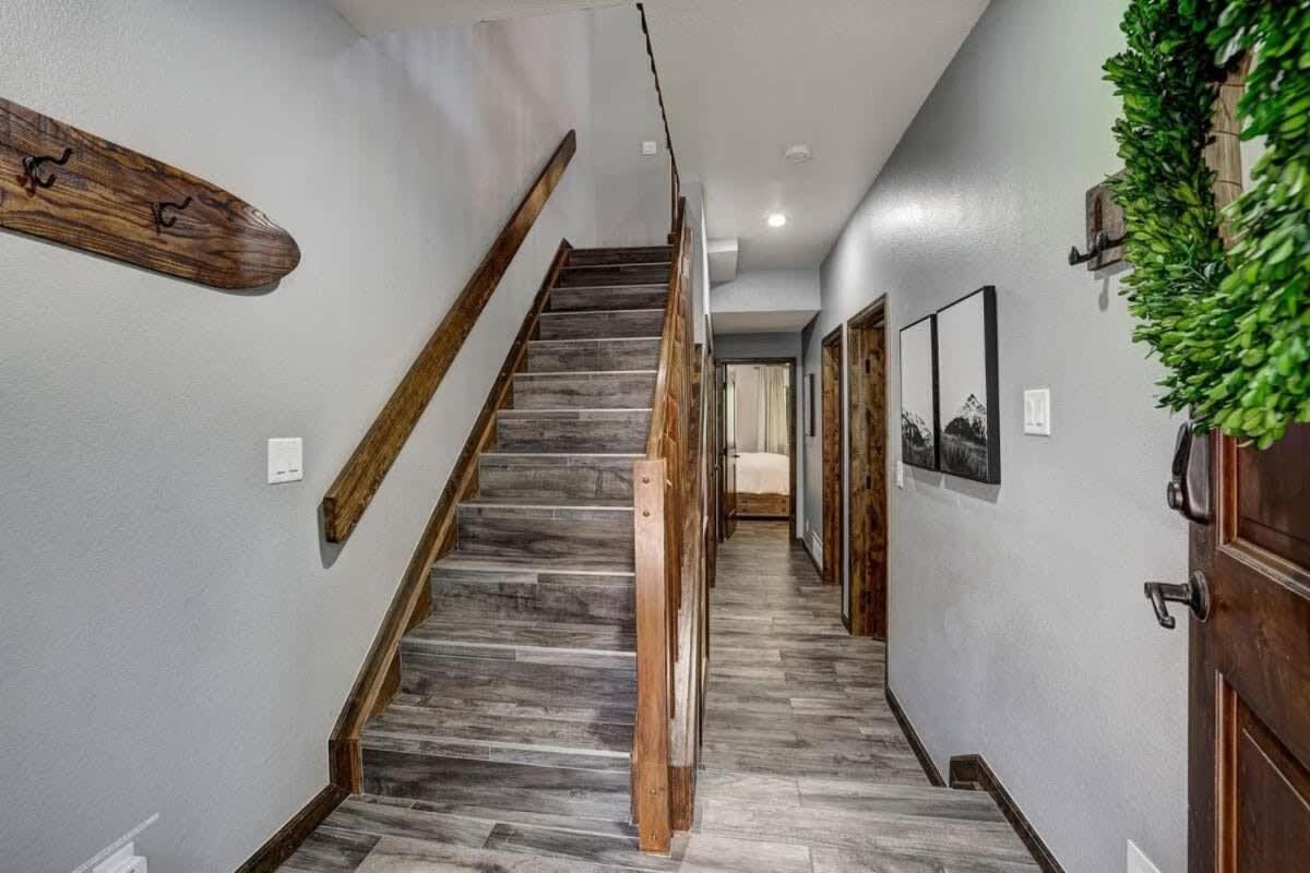 Luxury Modern Townhome Steps To Ski Lifts And Downtown With Nature At Your Patio Breckenridge Exteriör bild