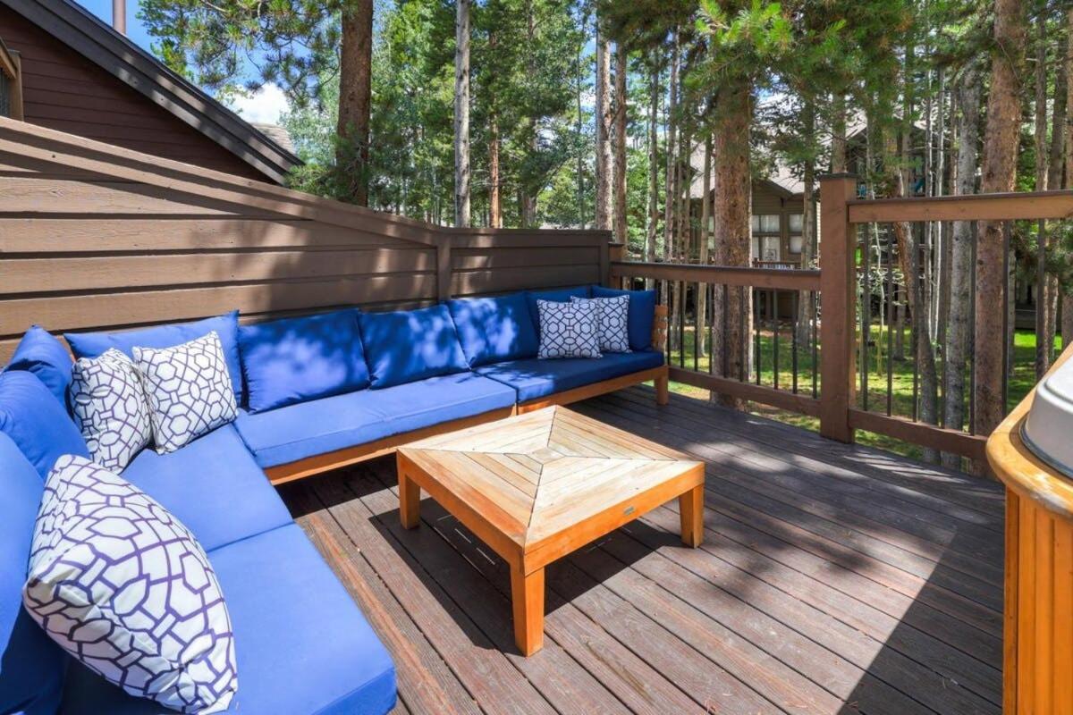 Luxury Modern Townhome Steps To Ski Lifts And Downtown With Nature At Your Patio Breckenridge Exteriör bild